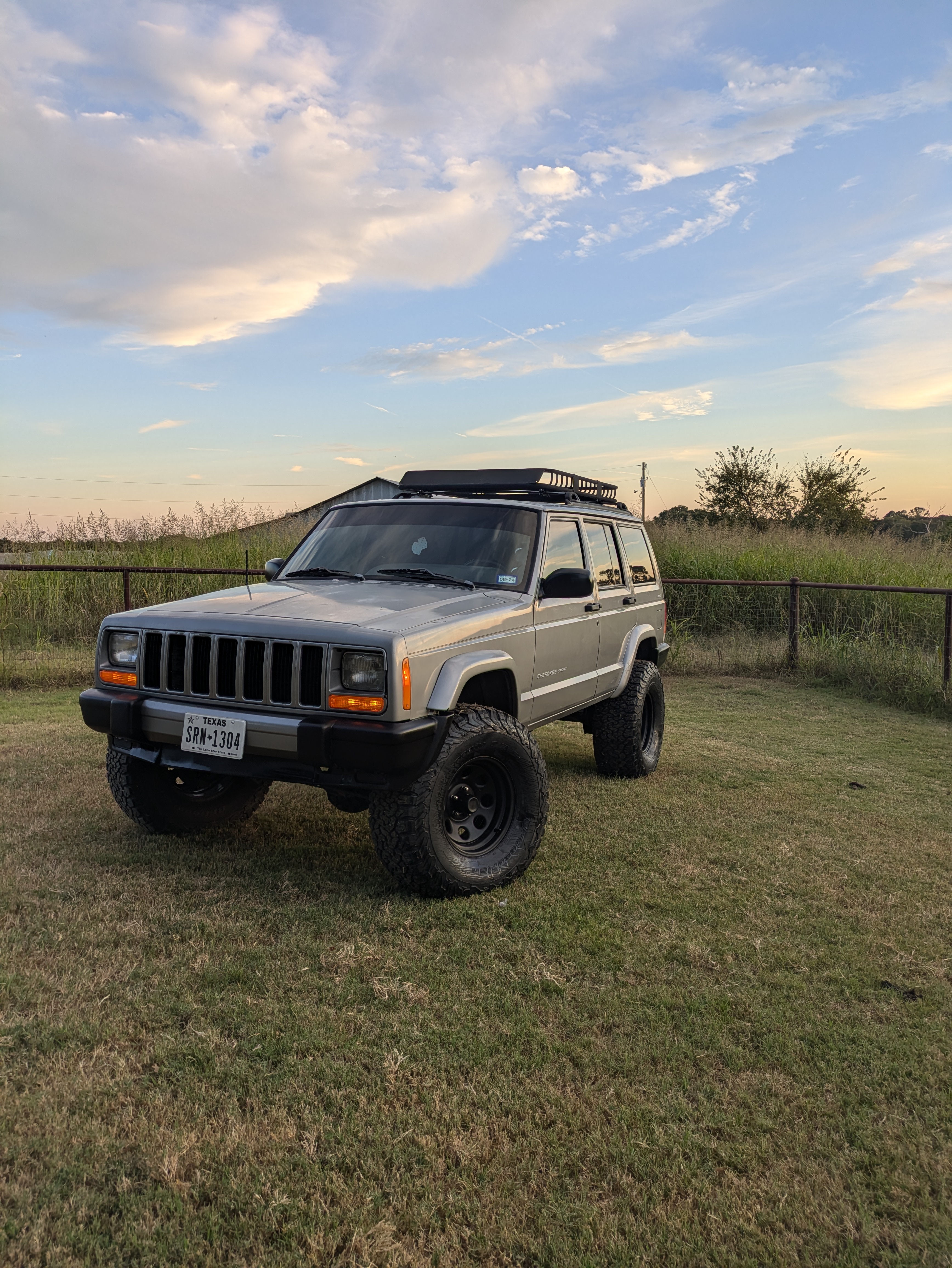 Lifted Jeep Cherokee build